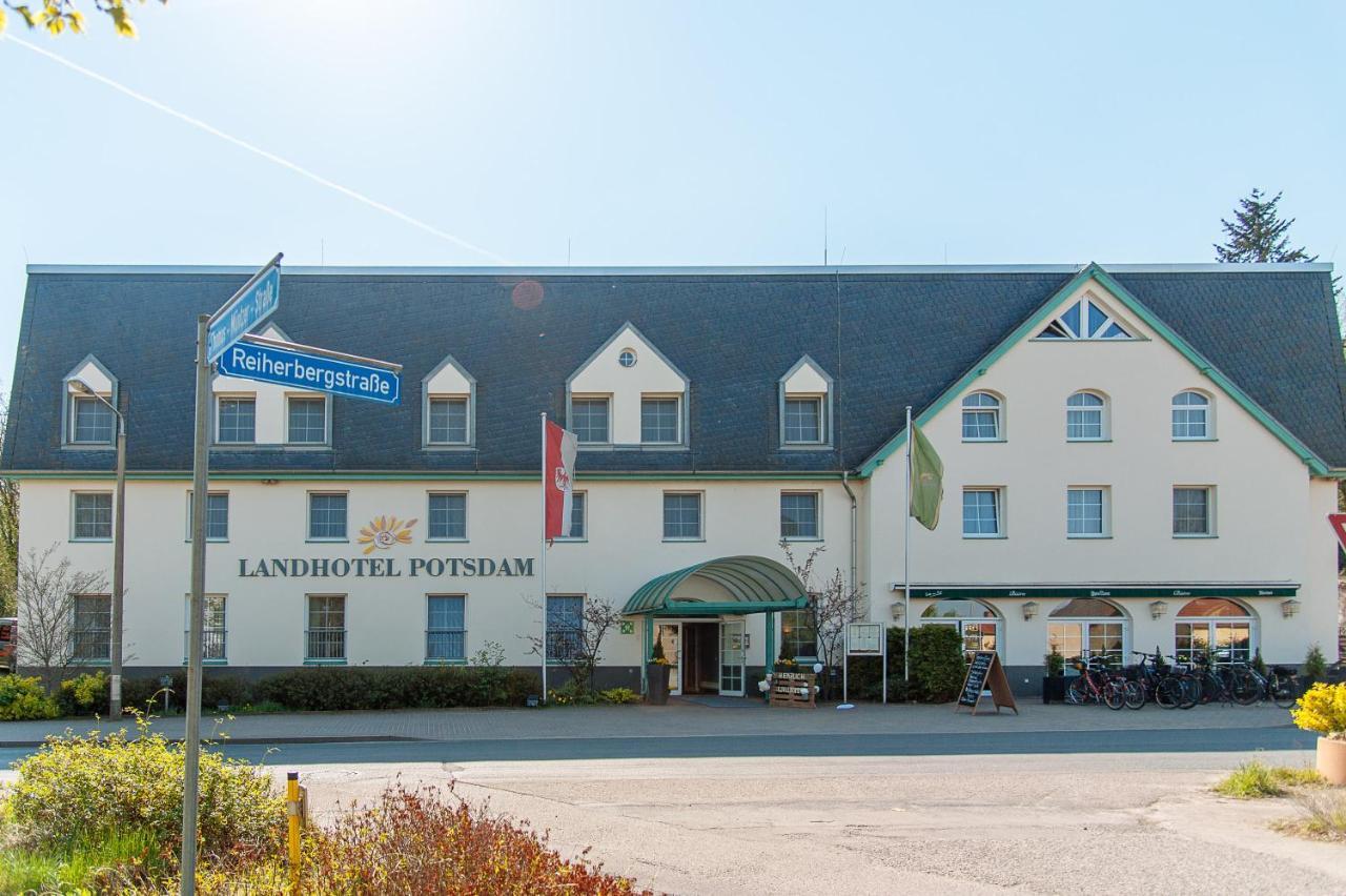 Landhotel Potsdam Extérieur photo