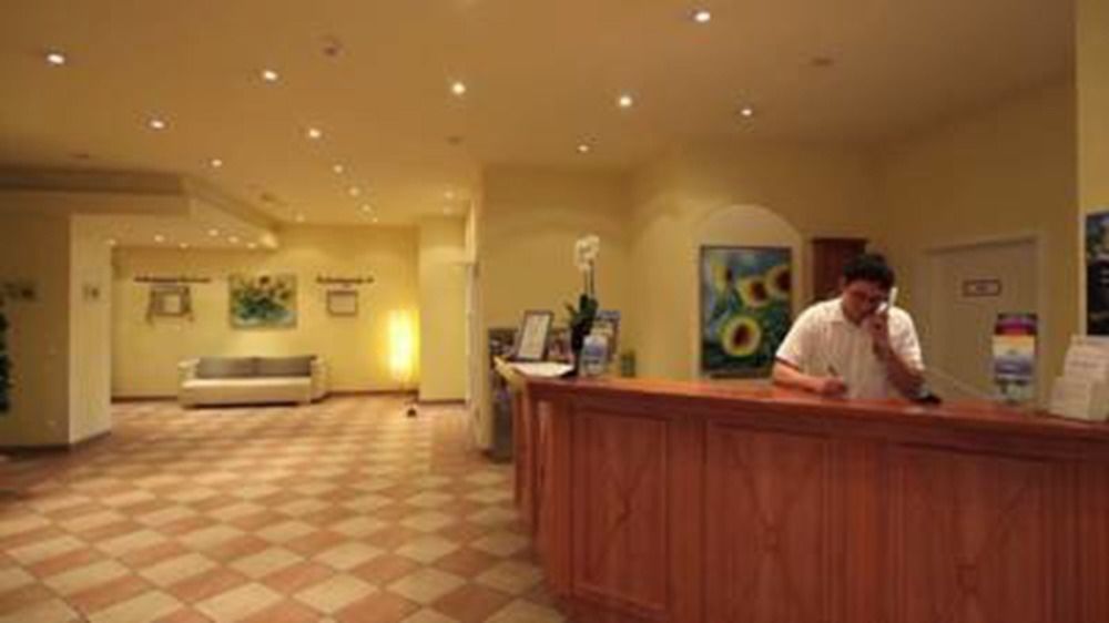 Landhotel Potsdam Extérieur photo